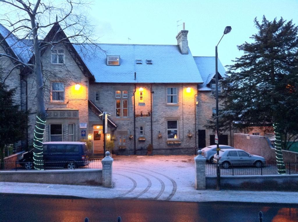 Bishops Guest Accommodation York Exterior photo